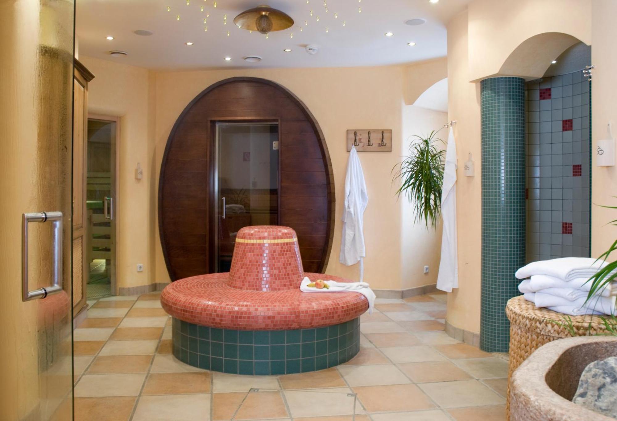 Hotel Neustifter พอยส์ดอร์ฟ ภายนอก รูปภาพ
