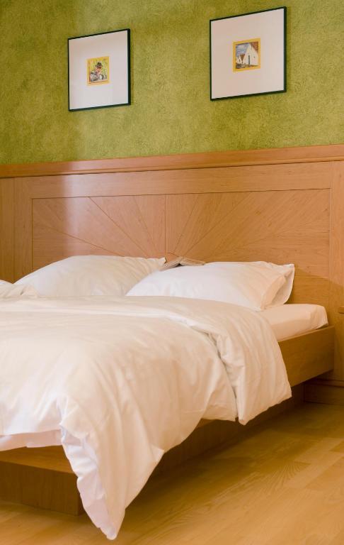 Hotel Neustifter พอยส์ดอร์ฟ ห้อง รูปภาพ