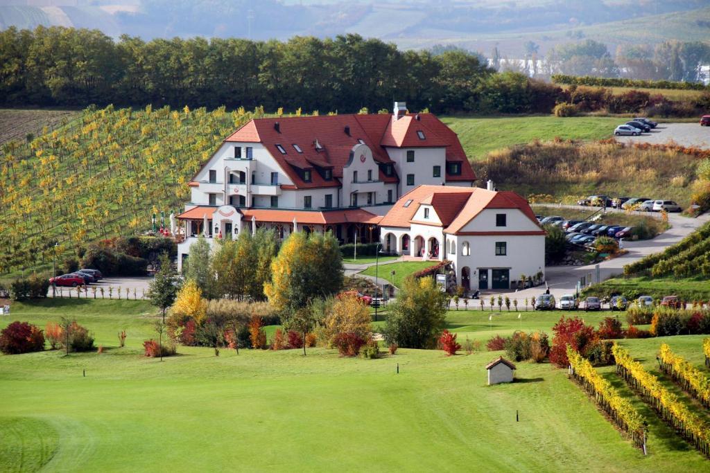 Hotel Neustifter พอยส์ดอร์ฟ ภายนอก รูปภาพ