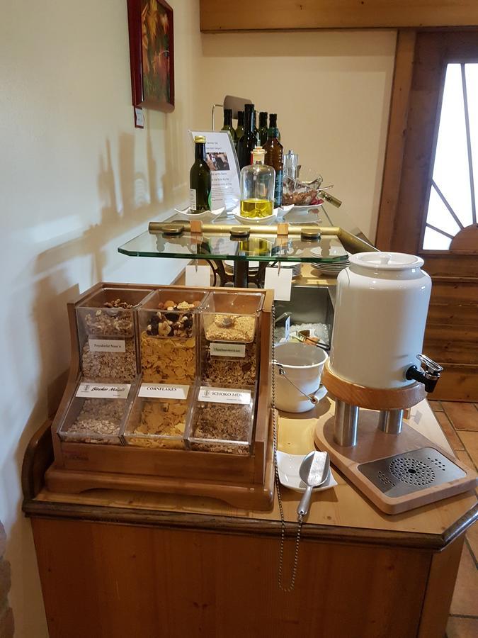 Hotel Neustifter พอยส์ดอร์ฟ ภายนอก รูปภาพ